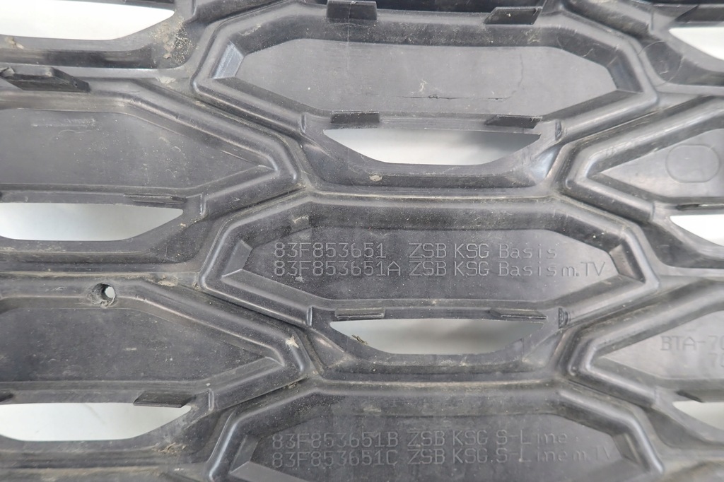 фото №12, Audi q3 83a black s-line 2018- решётка радиатора решётка радиатора