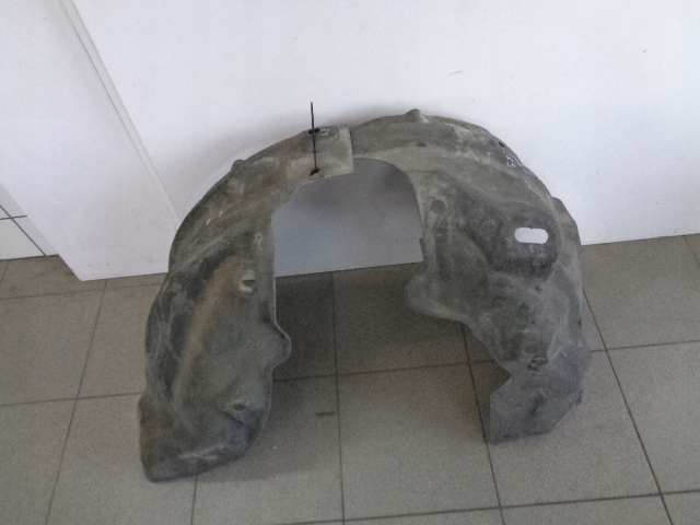 Купити Підкрилок лівий перед renault megane iv fl hb 1.5 dci механічна коробка передач 2020 rok