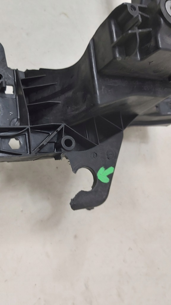 фото №6, Pas передний усилитель audi q7 4m0 оригинальные