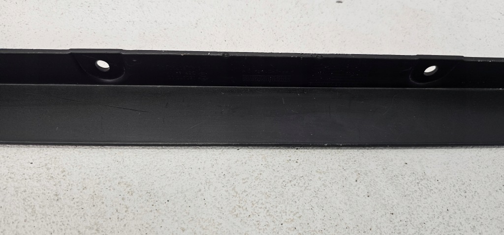 Молдинг нижня бампера перед bmw bmw 5 g30 g31 m-pakiet 17-20 Ціна