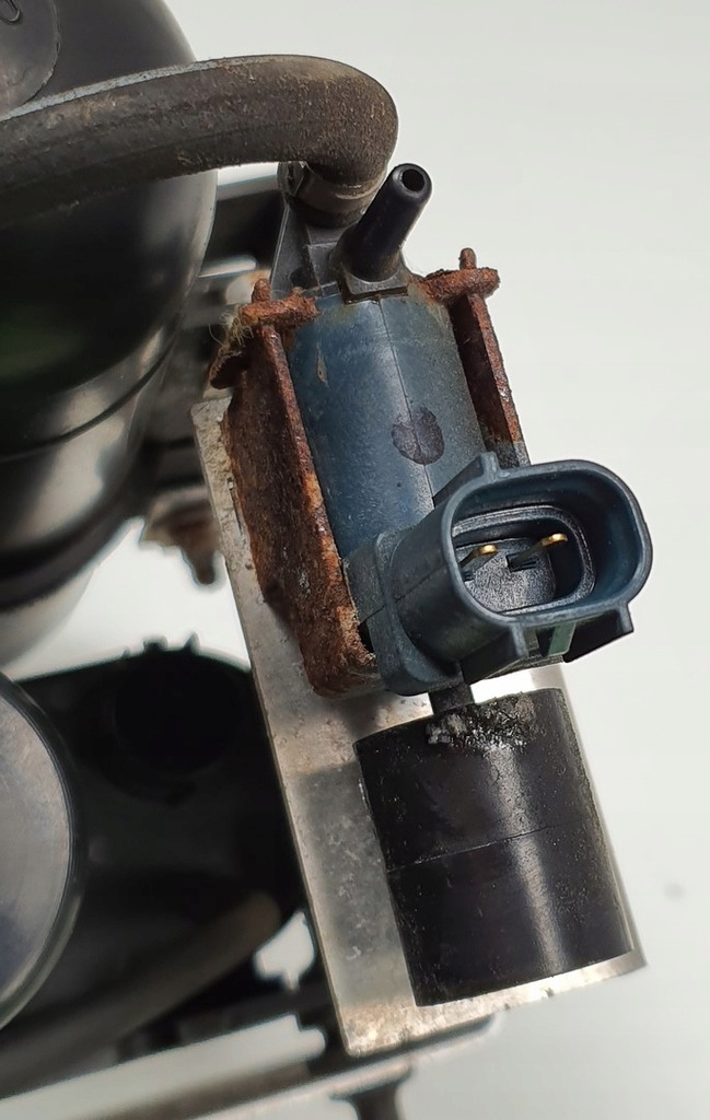 фото №6, Насос vacu вакуум aston martin rapide 4g43-2c529-bc