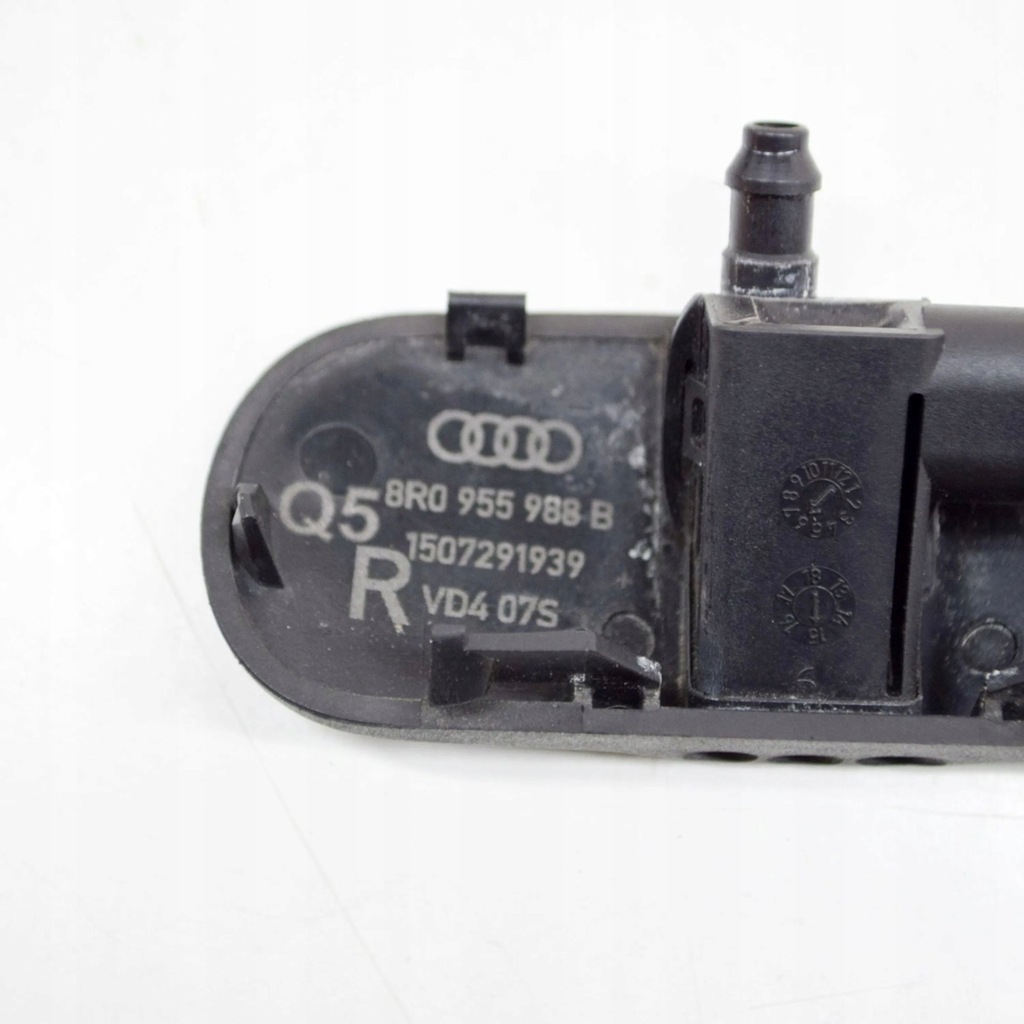 фото №6, Audi q5 sq5 2015 насадка розпилювача скло передньої / лобове