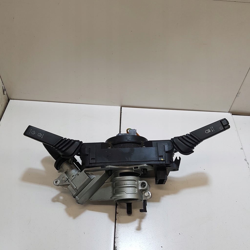 фото №2, Перемикач комбінований opel zafira b 13177916gd