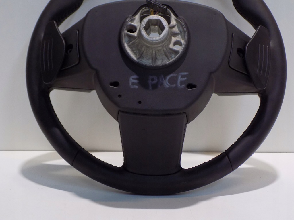 фото №9, Jaguar e-pace повітропровід пелюстки перемикання шкіра r-dynamic