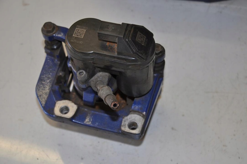 Суппорт тормоза bmw 3 2020 набор 689123602 Оригинал