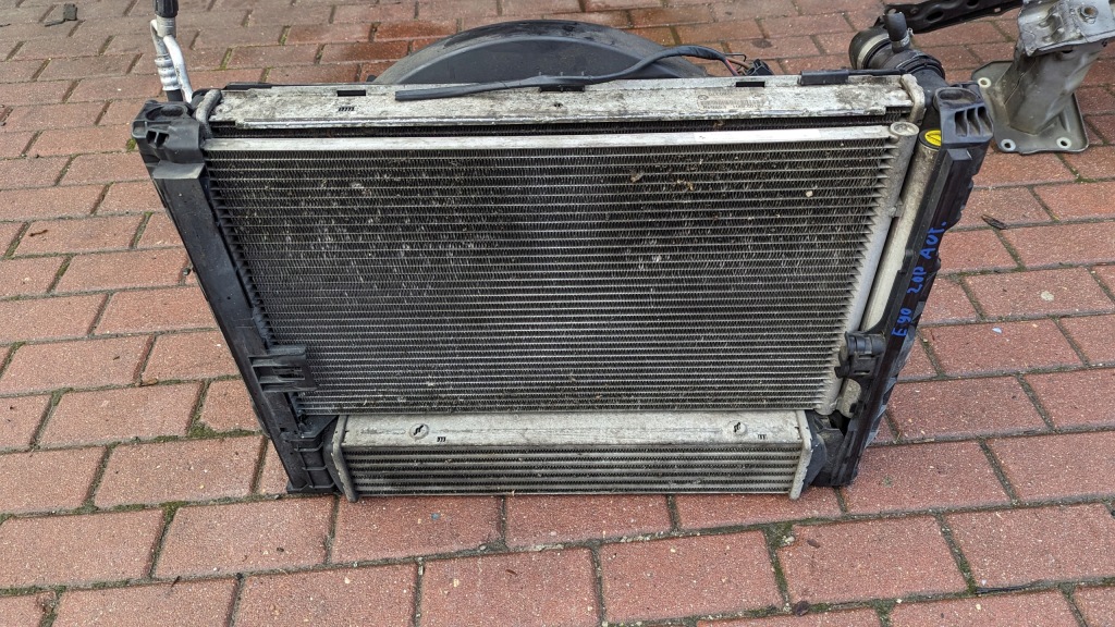 Купить Радиатор вентилятор bmw e90 2.0d