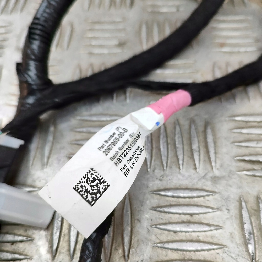 фото №7, Tesla model 3 2023 жгут трубопровод дверь задних