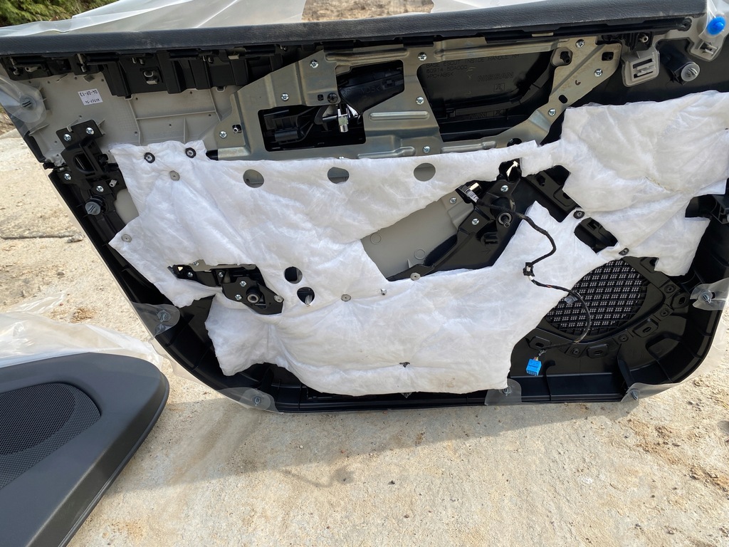 фото №5, Обивка обшивка дверь правый перед infiniti q30 eu