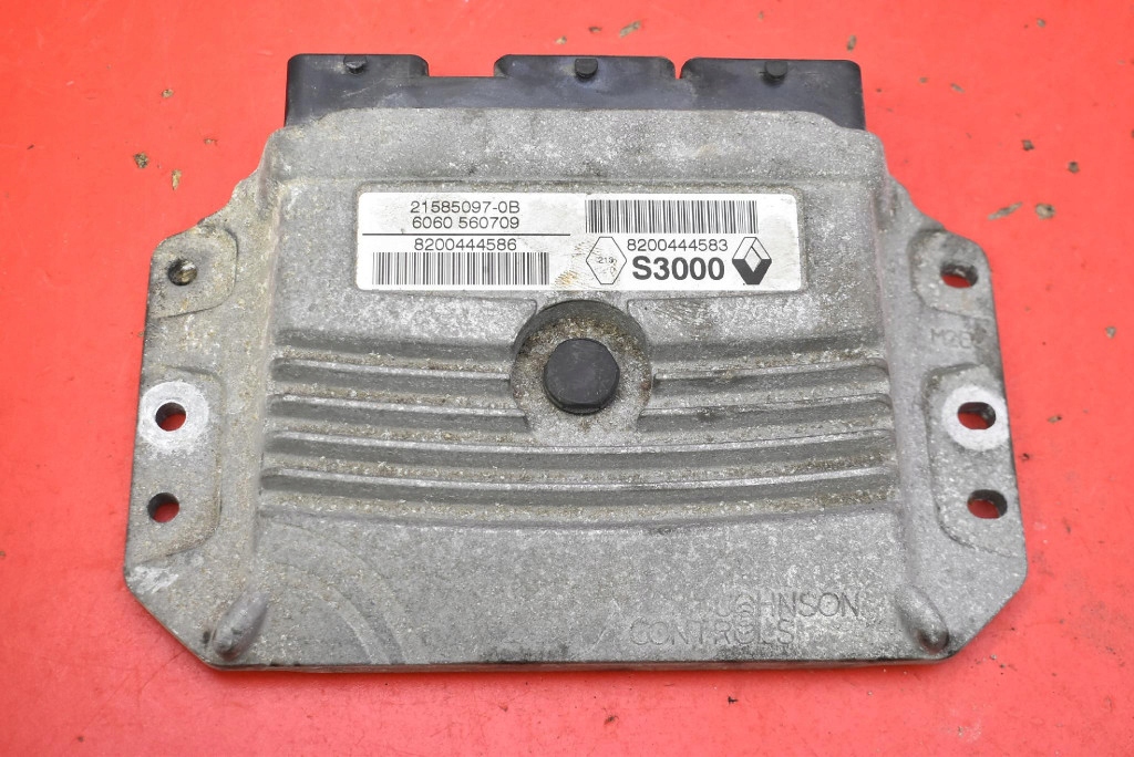 фото №1, Блок управления бортовой компьютер двигателя 8200444583 renault laguna 2 ii 2.0 16v 135 km