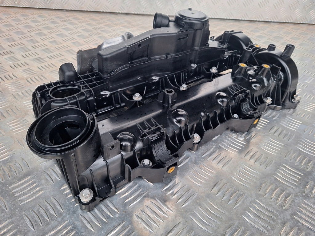 фото №1, Mercedes om654 крышка клапанная вентиляция картера nowa