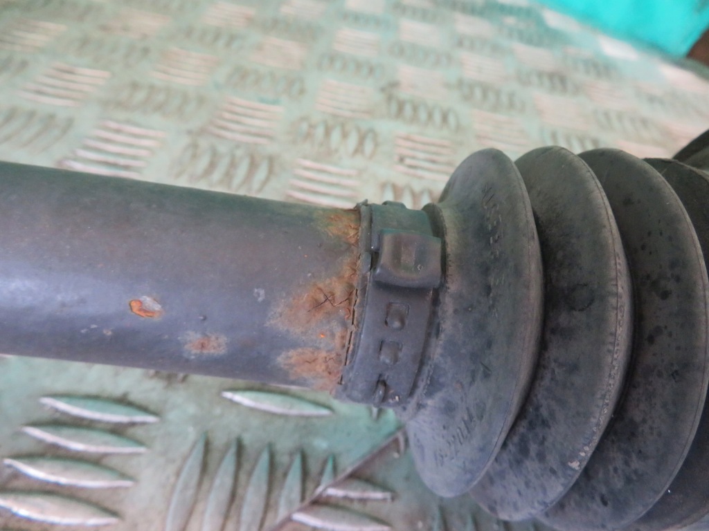 Приводной вал mercedes glc w253 3.0 amg 18r Оригинал