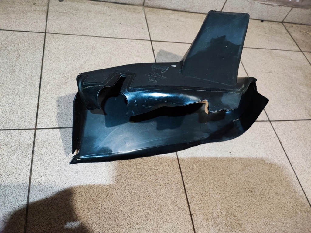 фото №1, Воздухозаборник воздуха левый audi a6 c5 2.7 bt allroad