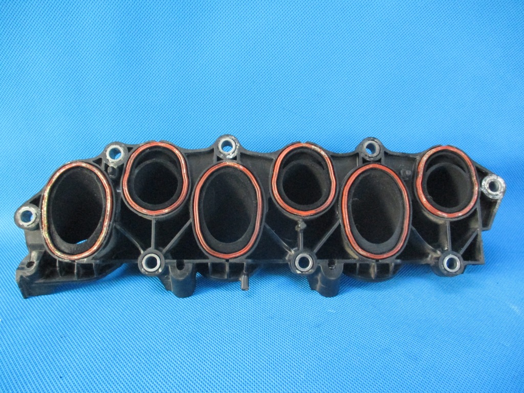 фото №2, Audi оригінальний номер 059129765 колектор всмоктуючий