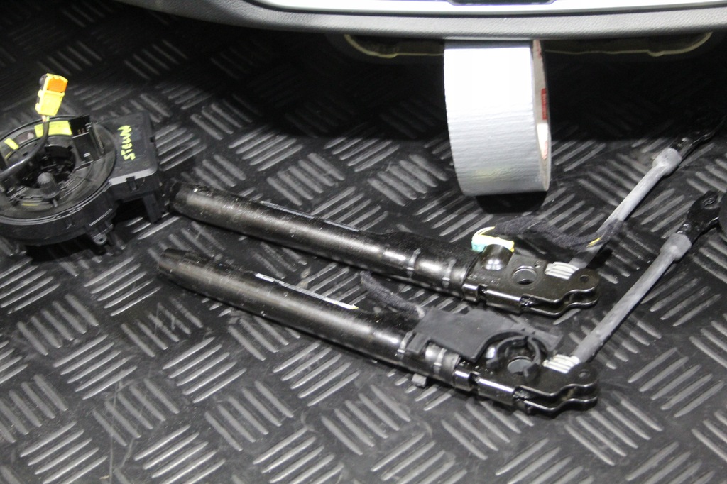 фото №7, Панель приладів консоль подушка безпеки подушки безпеки stelvio