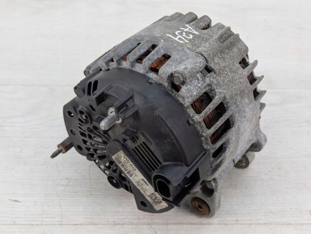 Генератор renault megane 3 03l903024l fg18t123 Оригинал