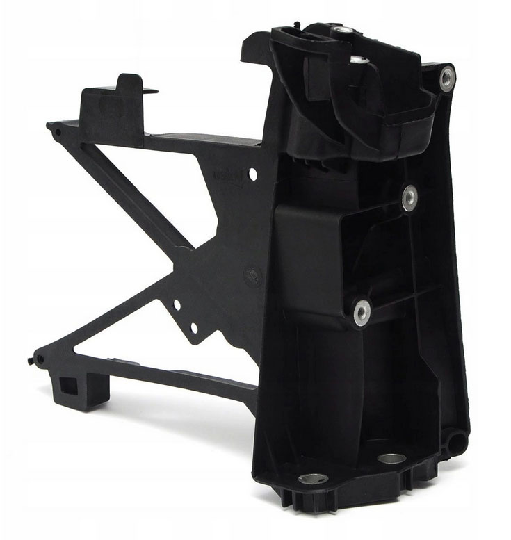 фото №1, Кронштейн соединитель поперечина передний направляющая правый mercedes glc x253 15-19