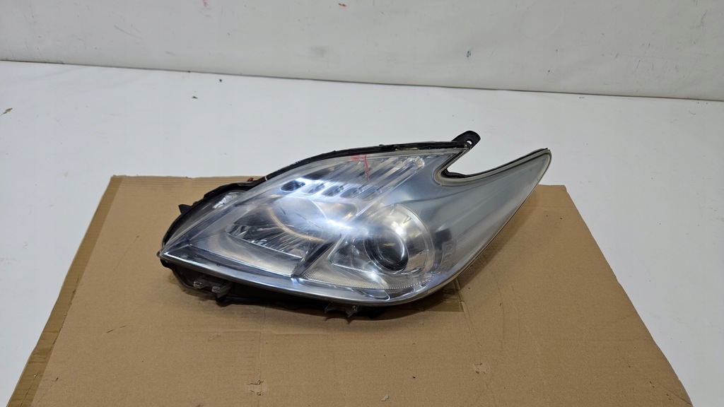 фото №1, Лампа передня ліва toyota prius iii niebieska