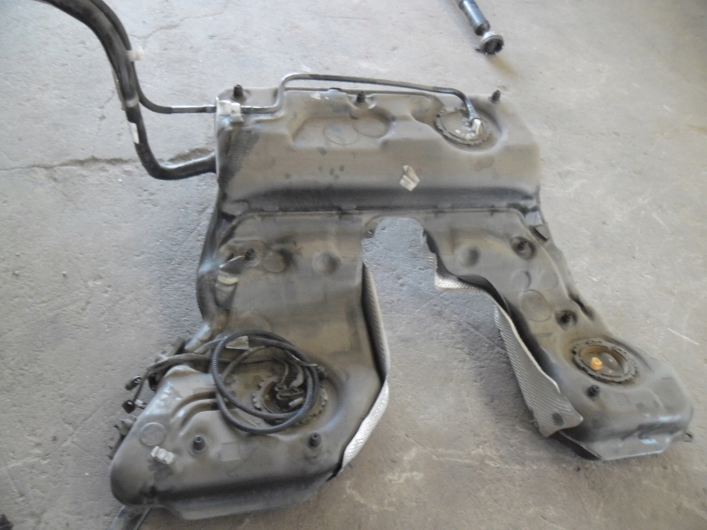 фото №14, Бак топлива a8 d4 4h0201021bj