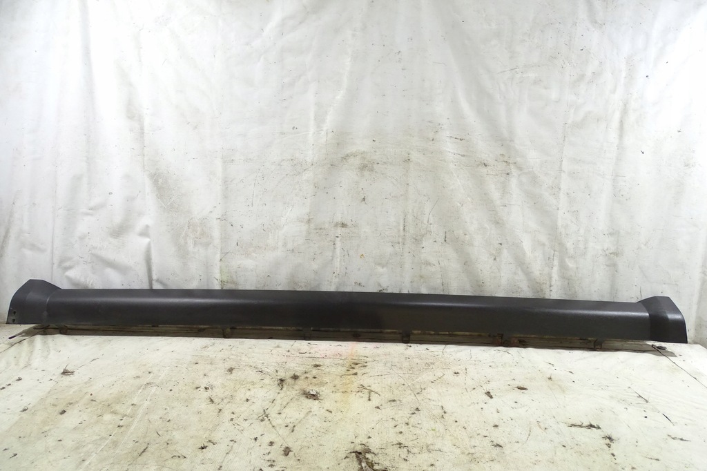 фото №12, Dodge journey freemont 11- молдинг поріг накладка права