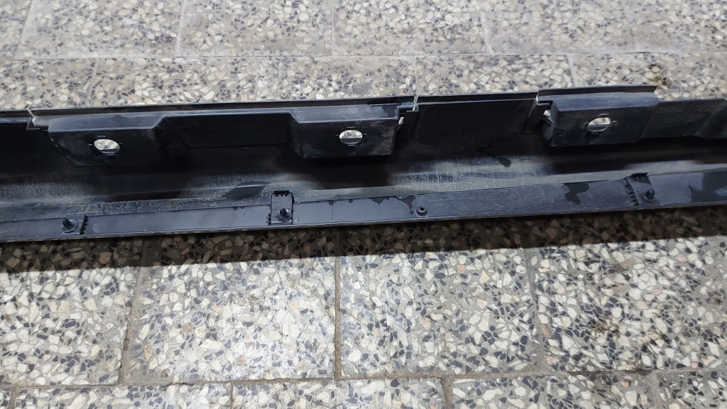 Поріг накладка накладка поріг права toyota avensis t27 15- рестайлінг Зі Шроту