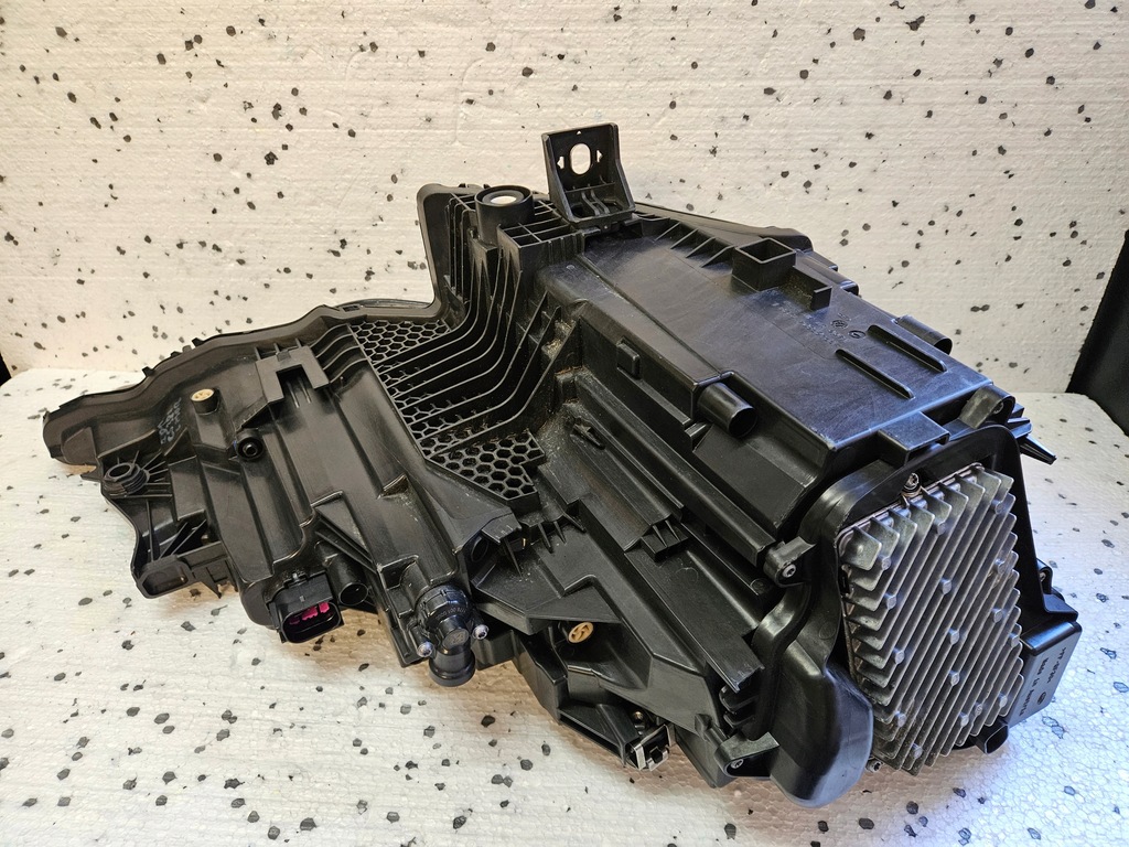 фото №14, Audi q8 laser lift лампа