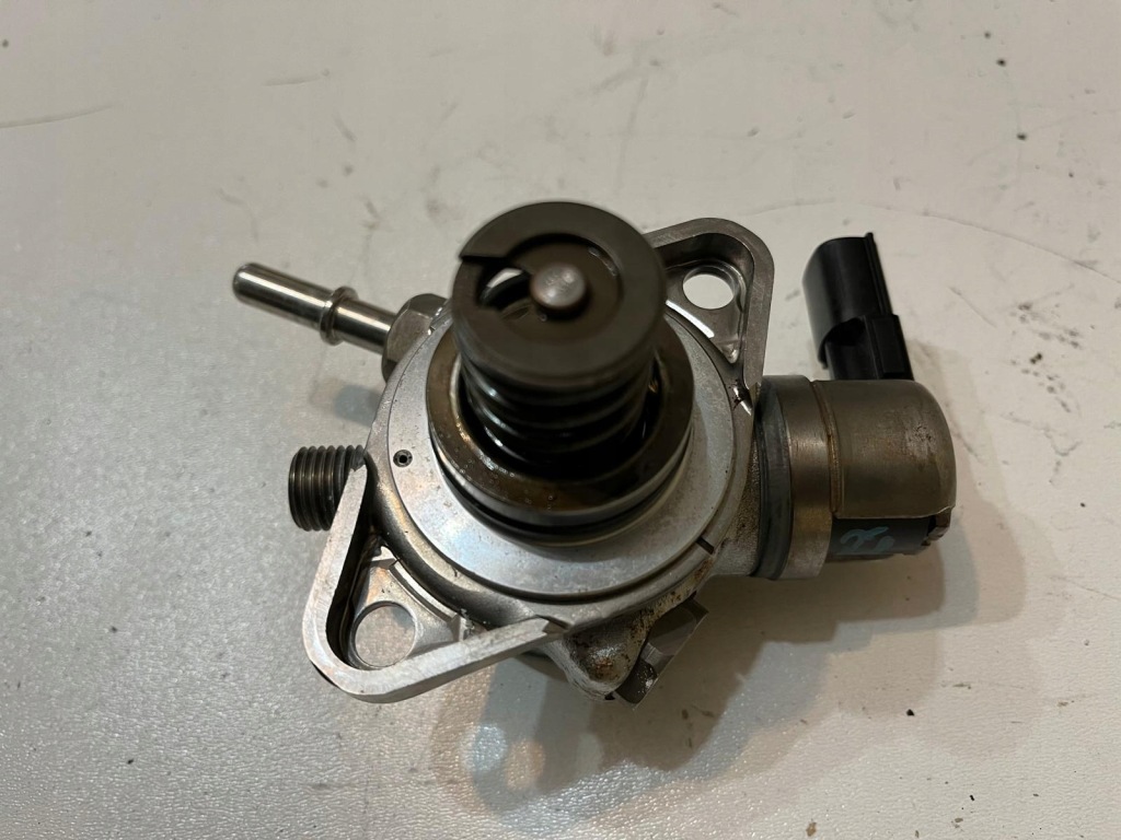 фото №1, Renault clio iv nissan qashqai 1.2 насос топлива h8201146431