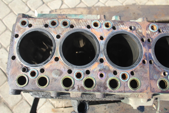 фото №7, Блок двигуна volvo fl6