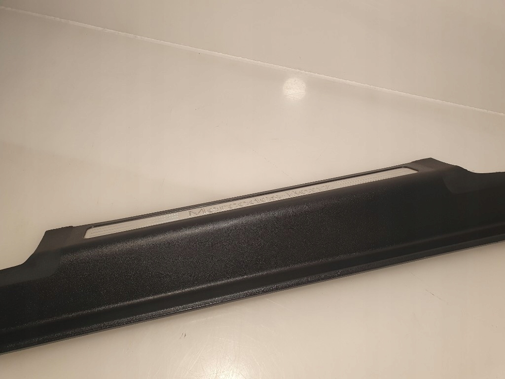 фото №4, Mercedes-benz оригинальный номер a2516800035 молдинг накладка порог