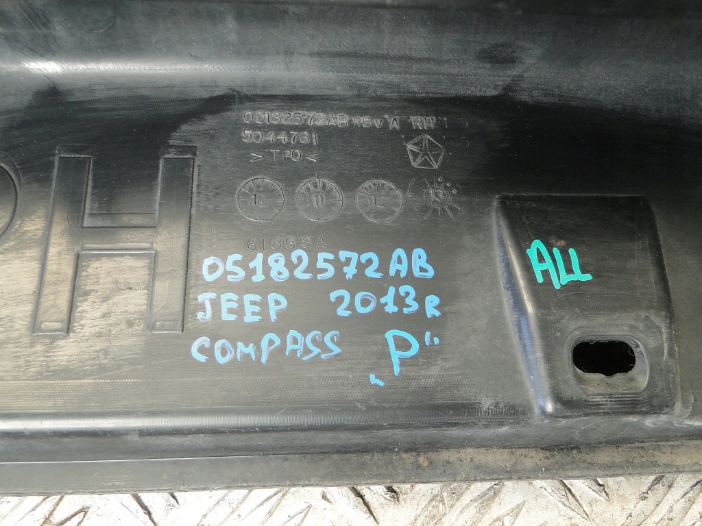 Поріг молдинг поріг jeep compass 2013 05116128ac 05182573ab 05182572ab Зі Шроту