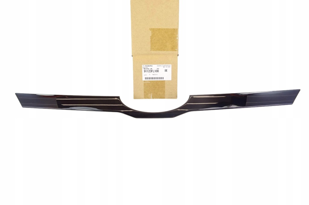 фото №1, Subaru xv 17- молдинг накладка решётка решетка перед