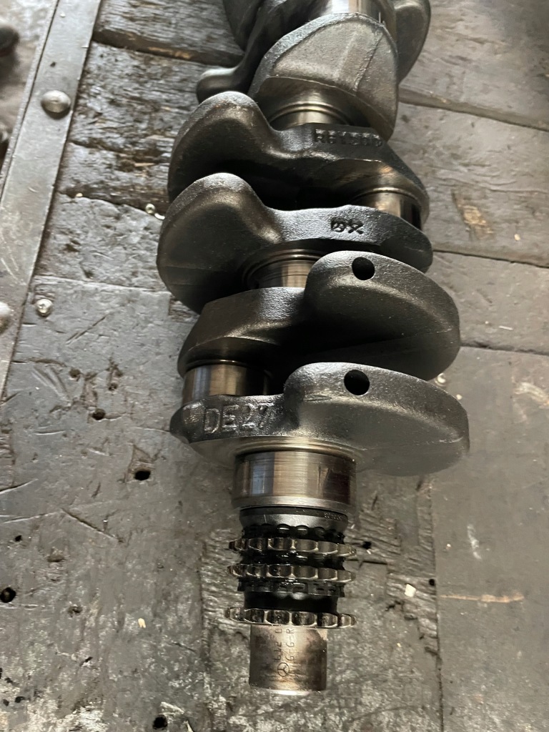 Mercedes sprinter 903 2,7cdi a612 wał коленчатый Недорого