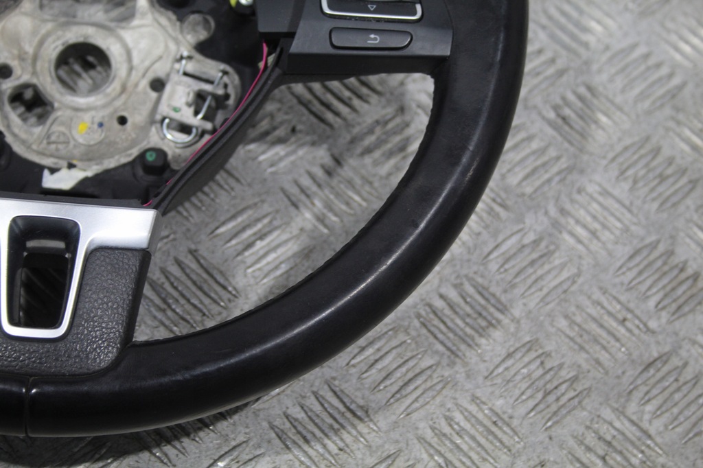 фото №7, Воздуховод мультифункция vw golf vi 6 5k7 cabrio