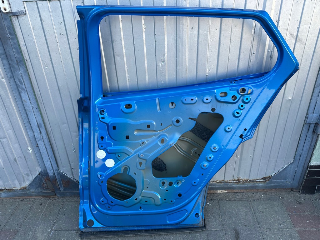 фото №7, Дверь правый задняя правое задние peugeot 2008 ii