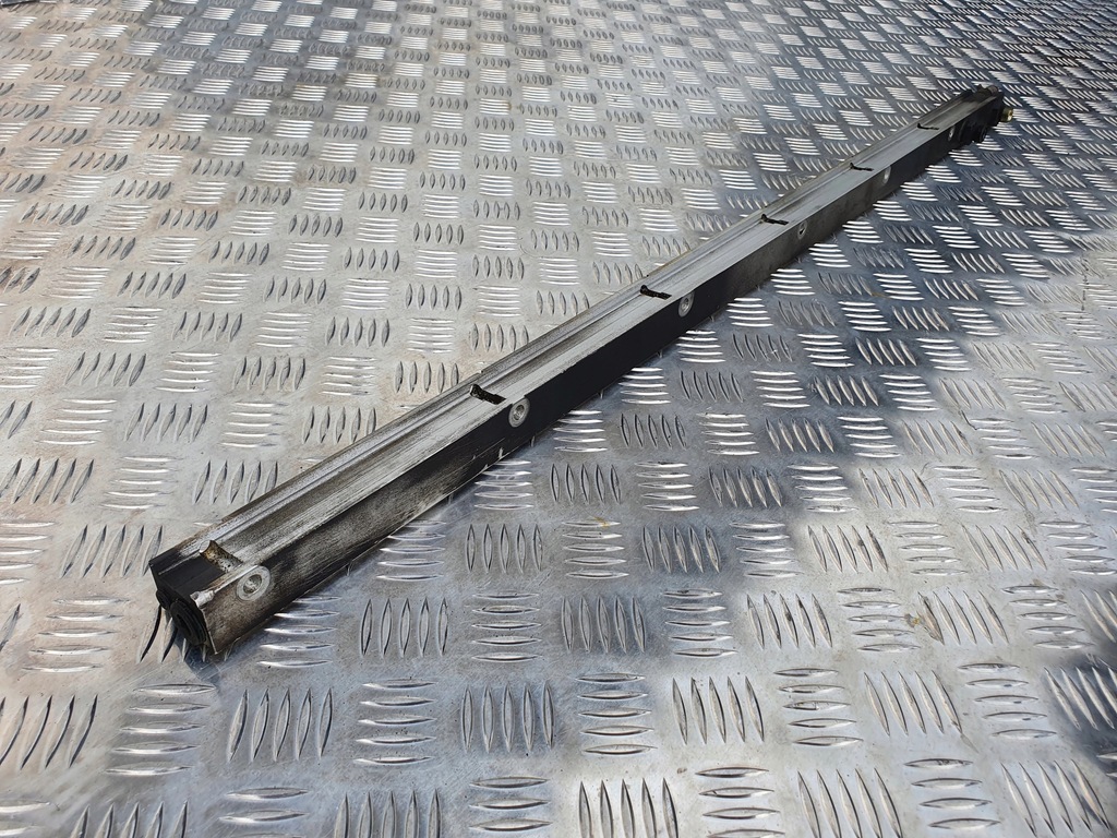 фото №2, Молдинг топливная scania r s