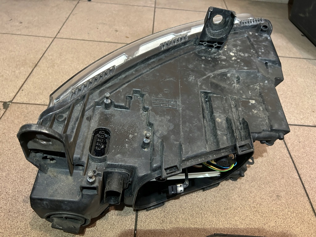 фото №13, Лампа bi ксенон правый перед audi a6 s6 c6 europa