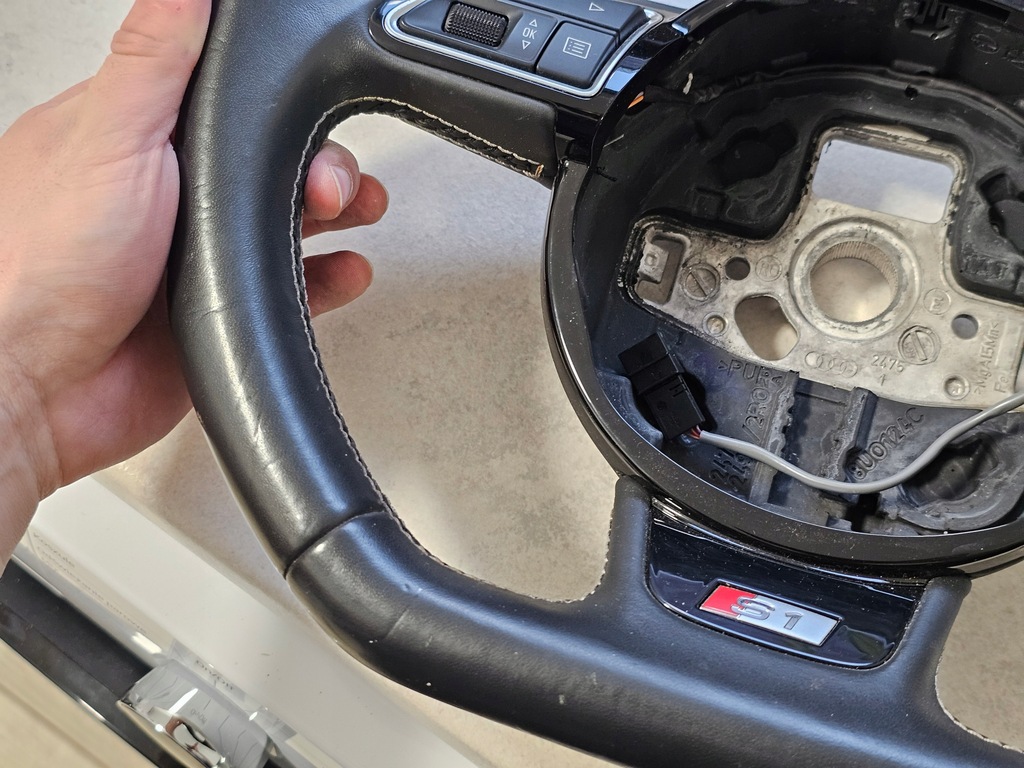 фото №7, Воздуховод кожаный audi a3 q3 s8 a4 a6 a7 a8 4h a1 s1 r1