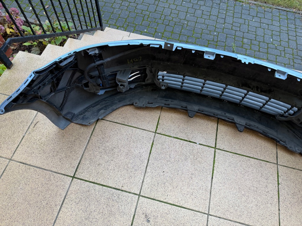 фото №6, Vw golf plus lift 2009- бампер передний оригинал омыватель