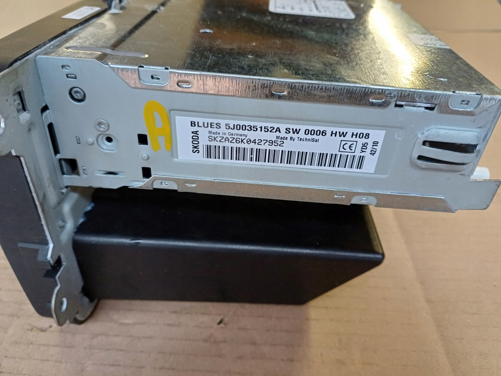 фото №5, Радио заводской skoda fabia ii lift nr. 5j0035152a