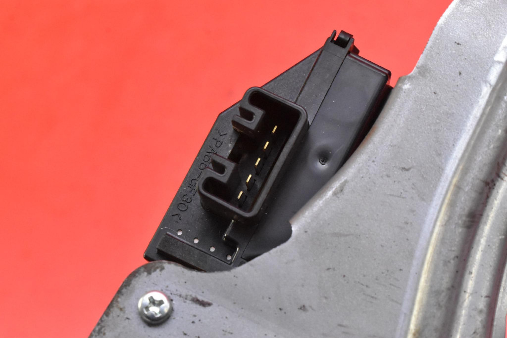 фото №6, Моторчик двірники задня toyota prius 3 iii xw30 lift 11-15