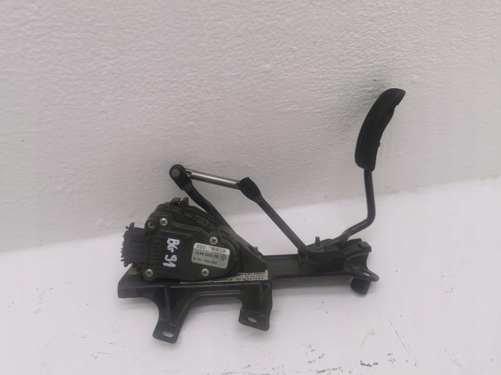 фото №1, Потенциометр газа renault trafic ii 2.0 820008477