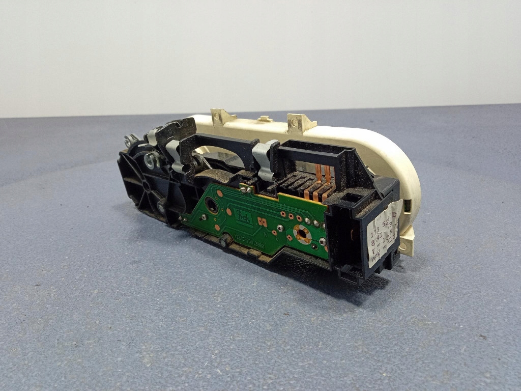 фото №5, Mercedes vito w638 панель ручки обдув 122489582000