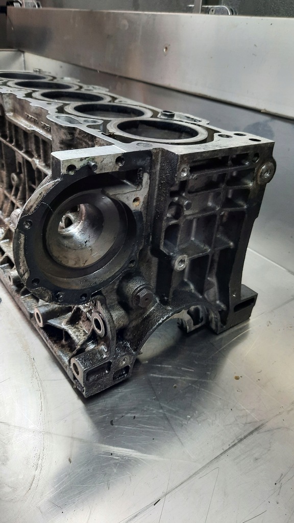 фото №4, Блок двигателя d5244t volvo s60 v70 ii 2.4 d5 163km