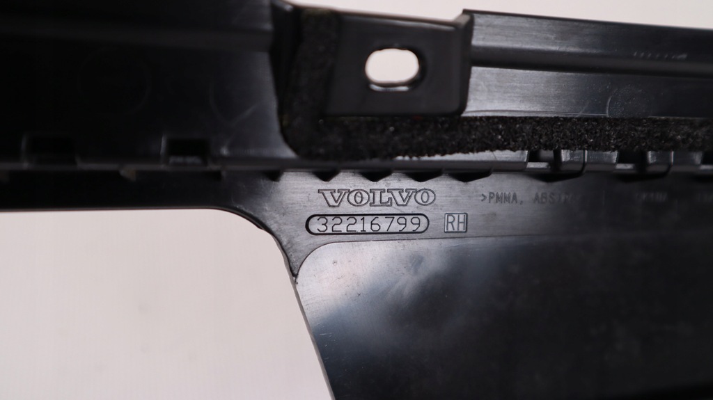 фото №5, Volvo xc60 ii молдинг дверь правая перед 32216799