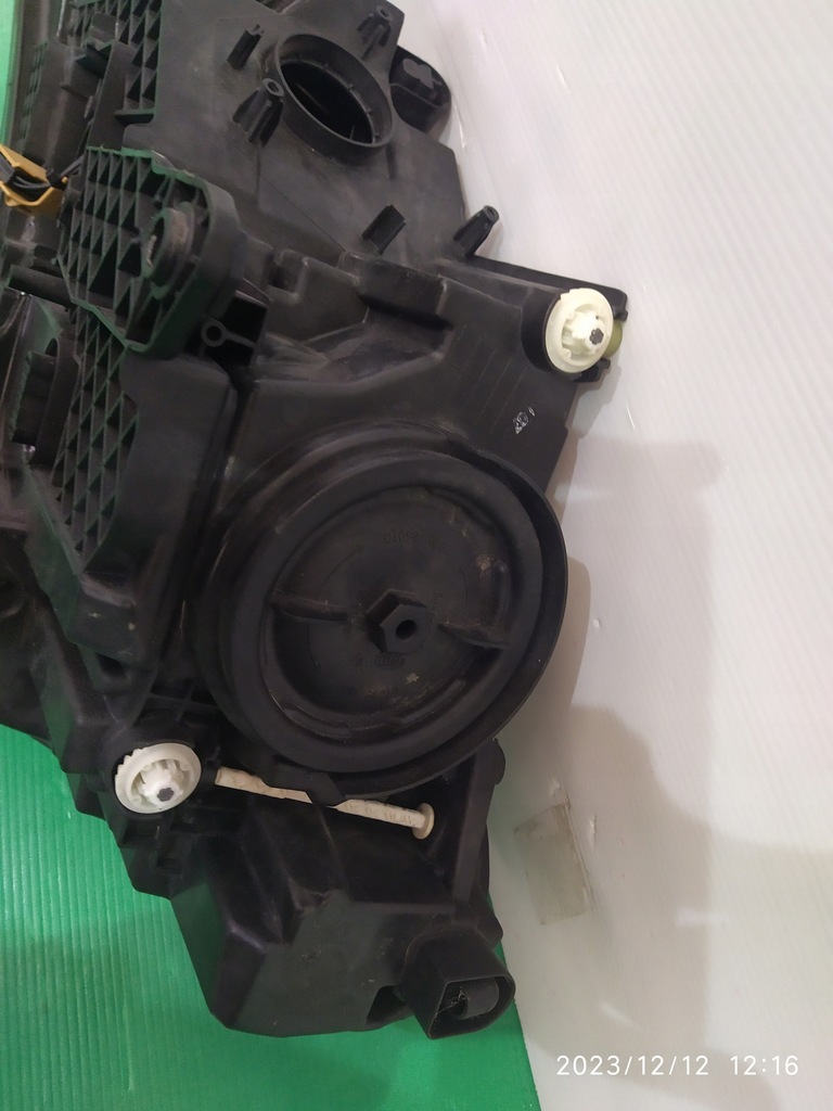 фото №10, Правая лампа перед фара bi-xenon skoda superb 3 iii 3v1941016a