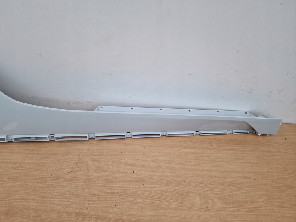 фото №2, Lamborghini aventador s правая молдинг порог порог