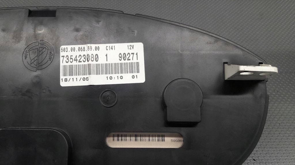 735423080 счетчик fiat idea 1.4 03-12r бензин Доставка