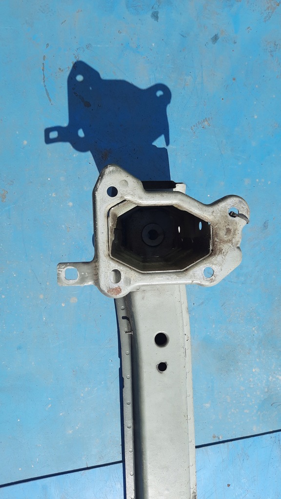 фото №8, Балка перед volvo v50