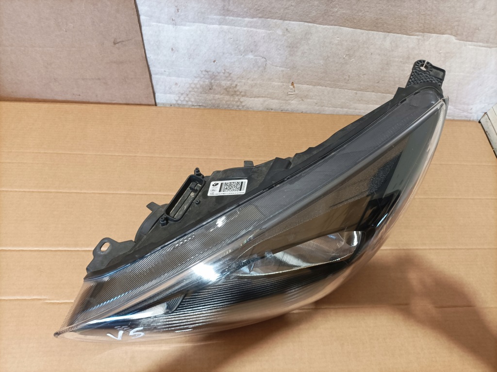 Ford focus mk3 рестайлинг  фара передняя левая черная led Доставка