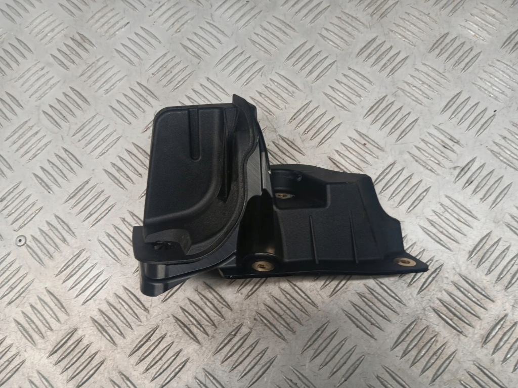 Купити Mercedes-benz sl r231 a2316900234 права сторона тунелі середній