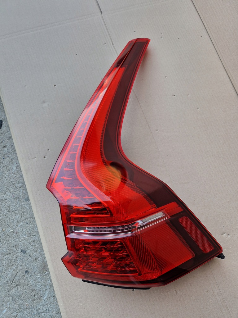 фото №16, Volvo xc60 ii лампа правая задняя задняя led usa #309